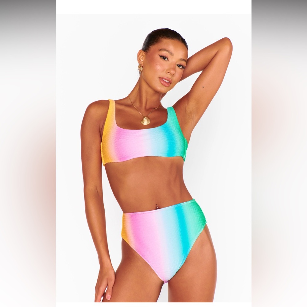 Show me your mumu swim bikini top and bottom Medium NWT